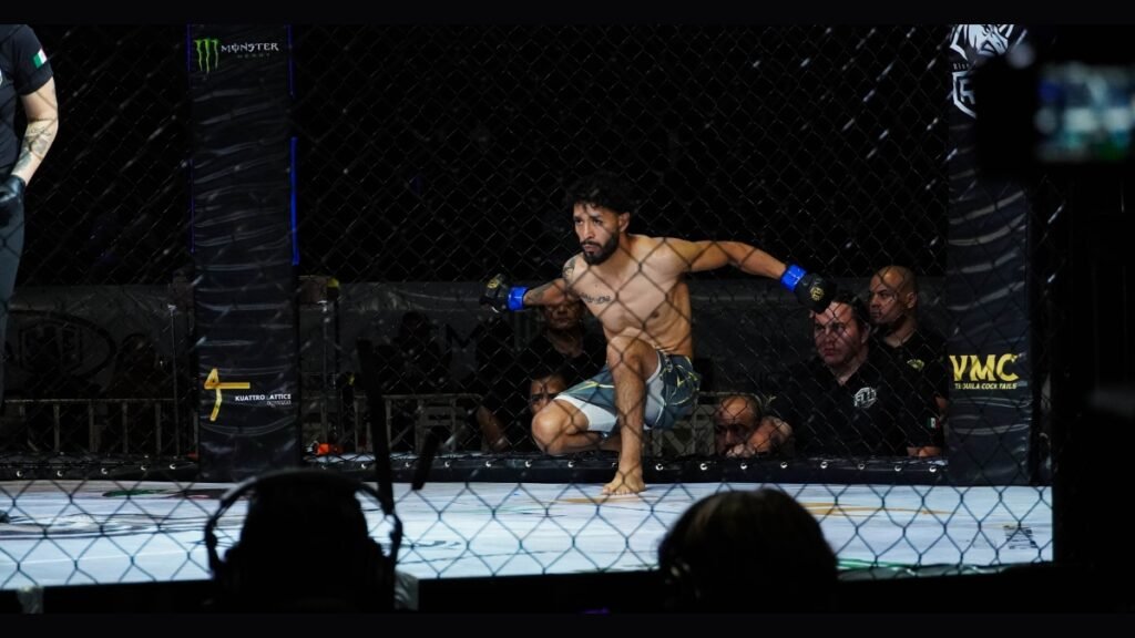 FLC FIGHT LEAGUE CHAMPIONS César Bañuelos “Savage” vs Alex de La Rosa