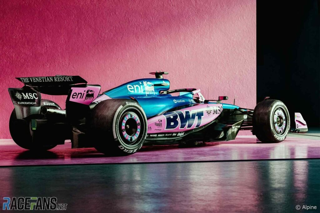 Alpine diseño rosa especial para Las Vegas 2025
