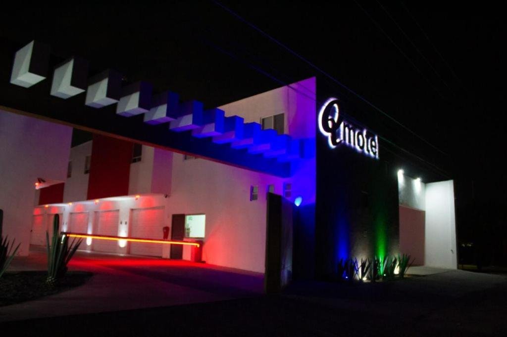 menores de edad. moteles